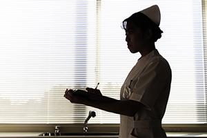 川崎でのICL手術ガイド：安全性、費用、口コミを徹底解説！